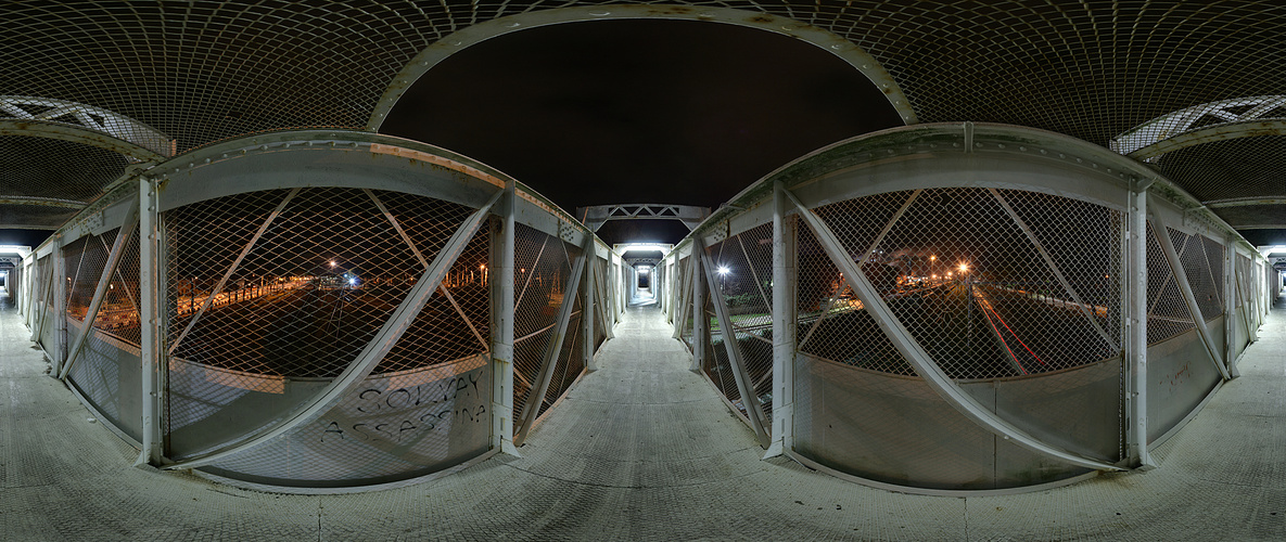 Fußgängerbrücke in Rosignano